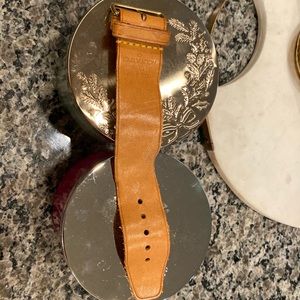 Authentic Louis Vuitton Vachetta Leather and Buckle Luggage Strap Poignet